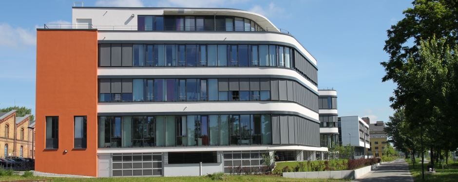 Außenansicht eines Gebäudes im Wissenschaftshafen.